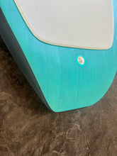 Lade das Bild in den Galerie-Viewer, SUNOVA Foil Drive 5'6" x 19 1/2" x 4"