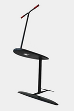 Lade das Bild in den Galerie-Viewer, Schwarzes AirRider Pump Foil Board für Foil Scooter, Maße 96 x 42 x 3.5 cm, erhältlich bei Stand Up Salzburg.
